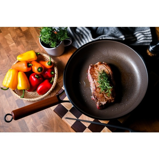 白金瑞士鈦和鍋 - 平底鍋30CM